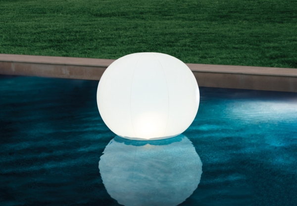     INTEX LED Floating Globe, . 68695