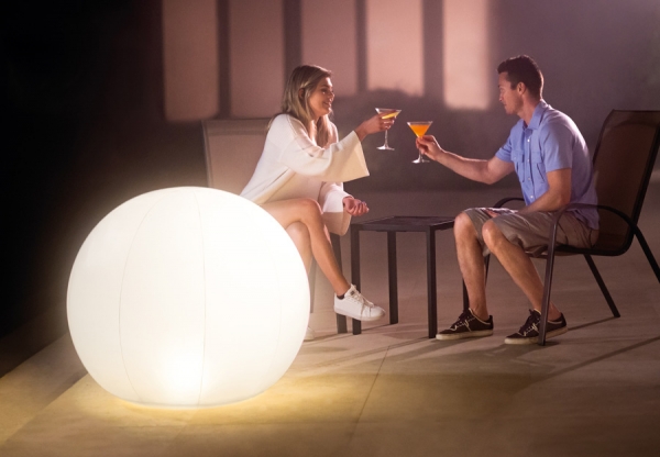     INTEX LED Floating Globe, . 68695